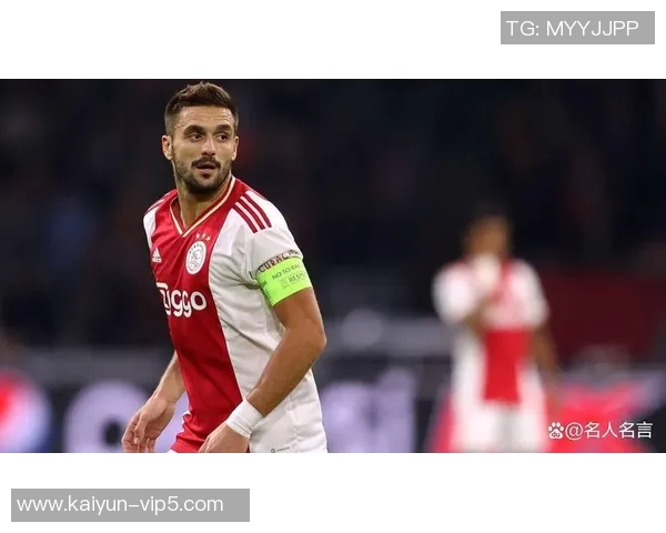 从足球赛场到国家队征战 揭秘那些被选入国家队的顶级球星