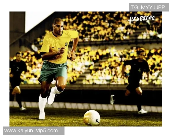 足球巨星巅峰时刻九宫格壁纸精选展现足球传奇风采与荣耀瞬间 足球巨星巅峰时刻九宫格壁纸精选展现足球传奇风采与荣耀瞬间